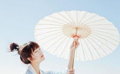 2男3女正玩的尽兴